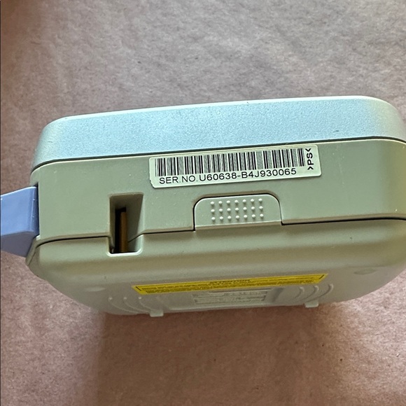 Brother P-touch 1180 Blue and Gray Label Maker - Picture 3 of 5